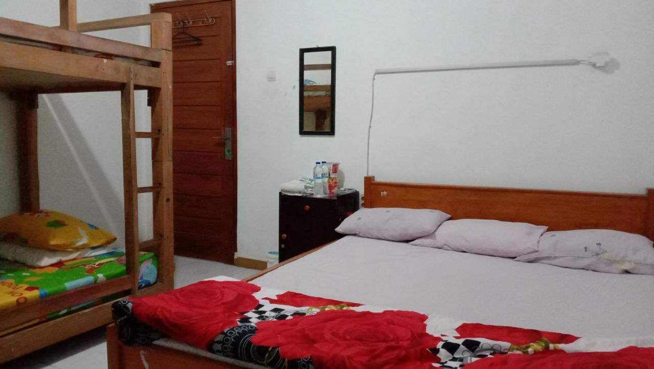 Hotel Jiddan Syariah Redpartner Lembang Exterior foto