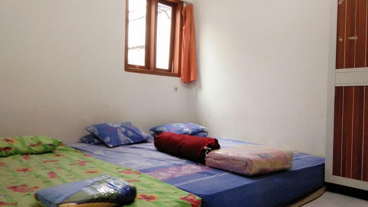 Hotel Jiddan Syariah Redpartner Lembang Exterior foto